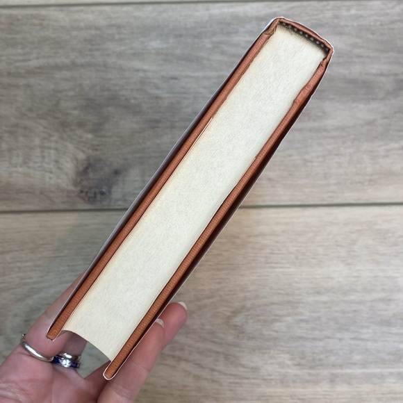 Vintage Breads of the World by Mariana Honig Cookbook - Picture 11 of 13